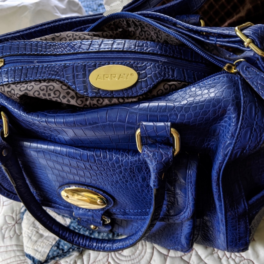 Array Purse - Picture 3 of 8